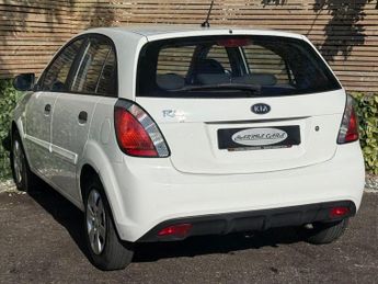 KIA RIO 1.4 1 Hatchback 5dr Petrol Manual (139 g/km, 95 bhp) 12 MONTHS A