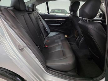 BMW 3 Series 1.5 318i Sport Auto Euro 6 (s/s) 4dr