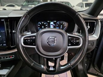 Volvo XC60 2.0 T5 R-Design Pro Auto AWD Euro 6 (s/s) 5dr