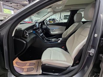 Mercedes-Benz C Class 2.0 C350e 6.4kWh Sport (Premium) G-Tronic+ Euro 6 (s/s) 4dr