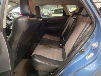 Toyota Auris 1.8 VVT-h Excel CVT Euro 6 (s/s) 5dr