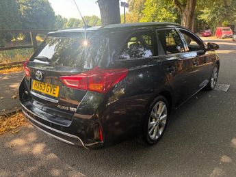 Toyota Auris 1.8 VVT-h Icon Touring Sports CVT Euro 5 (s/s) 5dr