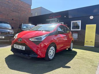 Toyota AYGO 1.0 VVT-i x-play Euro 6 5dr (Safety Sense)