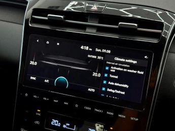 Hyundai TUCSON 1.6 T-GDi 13.8kWh Premium Auto 4WD Euro 6 (s/s) 5dr