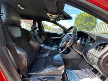 Volvo XC60 2.0 D4 R-Design Nav Auto Euro 6 (s/s) 5dr