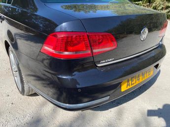 Volkswagen Passat 2.0 TDI BlueMotion Tech Executive Style DSG Euro 5 (s/s) 4dr