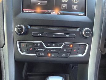 Ford Mondeo 2.0 TDCi Titanium Powershift Euro 6 (s/s) 5dr