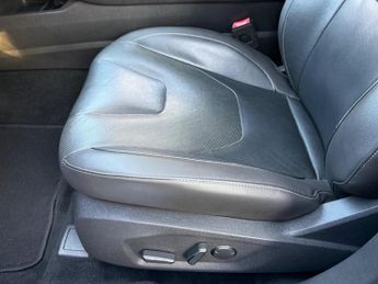 Ford Mondeo 2.0 TDCi Titanium Powershift Euro 6 (s/s) 5dr