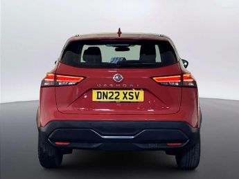 Nissan Qashqai 1.3 DIG-T MHEV Visia SUV 5dr Petrol Hybrid Manual Euro 6 (s/s) (