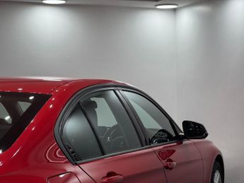 BMW 3 Series 1.5 318i Sport Auto Euro 6 (s/s) 4dr