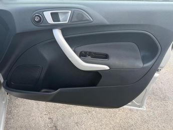 Ford Fiesta 1.4 Titanium 5dr