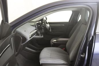 Renault Megane E-Tech 60kWh equilibre Auto 5dr (optimum charge)