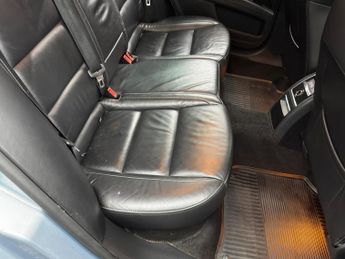 Skoda Superb 2.0 TDI Elegance DSG Euro 5 5dr