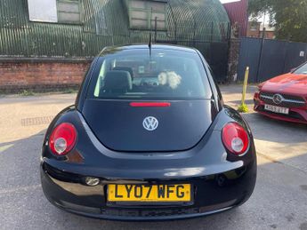 Volkswagen Beetle 2.0 Tiptronic Euro 4 3dr