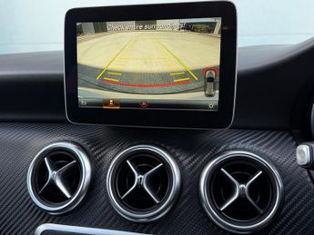 Mercedes-Benz A Class 1.5 A180d AMG Line (Premium) 7G-DCT Euro 6 (s/s) 5dr