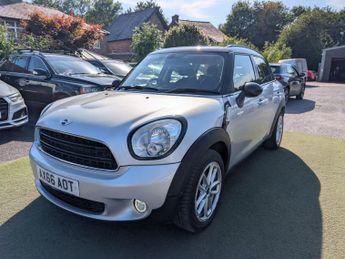 MINI Countryman 1.6 Cooper D Euro 5 (s/s) 5dr