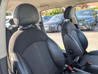 MINI Countryman 1.6 Cooper D Euro 5 (s/s) 5dr