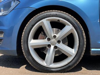 Volkswagen Golf 2.0 TDI BlueMotion Tech Match DSG Euro 6 (s/s) 5dr
