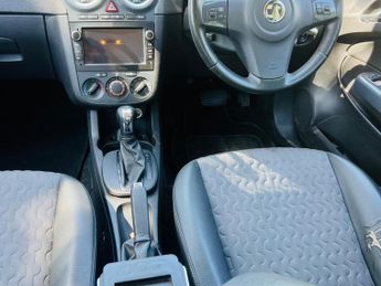 Vauxhall Corsa 1.4 16V SE Auto Euro 5 5dr