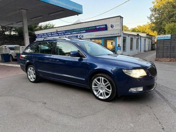 Skoda Superb 2.0 TDI Elegance DSG Euro 5 5dr
