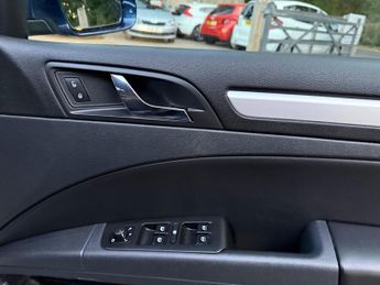 Skoda Superb 2.0 TDI Elegance DSG Euro 5 5dr