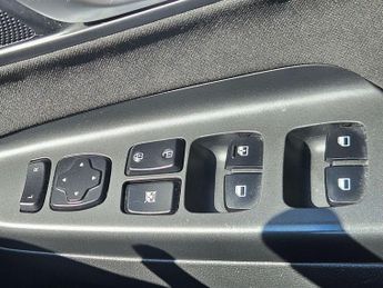 Hyundai KONA 1.6 h-GDi SE Connect DCT Euro 6 (s/s) 5dr