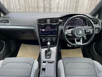 Volkswagen Golf 2.0 TDI R-Line DSG Euro 6 (s/s) 5dr