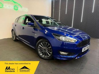 Ford Focus 1.0T EcoBoost ST-Line Euro 6 (s/s) 5dr