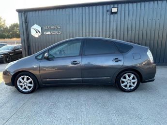 Toyota Prius 1.5 T Spirit CVT 5dr