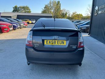 Toyota Prius 1.5 T Spirit CVT 5dr