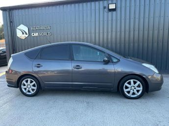 Toyota Prius 1.5 T Spirit CVT 5dr
