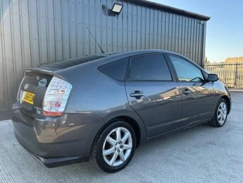 Toyota Prius 1.5 T Spirit CVT 5dr