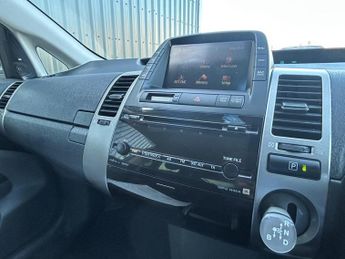 Toyota Prius 1.5 T Spirit CVT 5dr