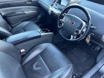 Toyota Prius 1.5 T Spirit CVT 5dr