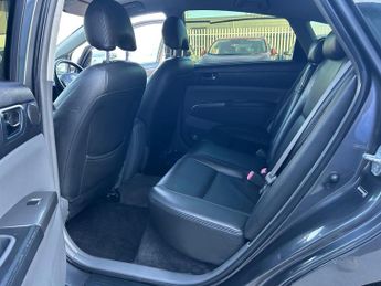 Toyota Prius 1.5 T Spirit CVT 5dr