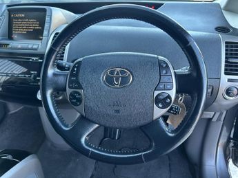 Toyota Prius 1.5 T Spirit CVT 5dr