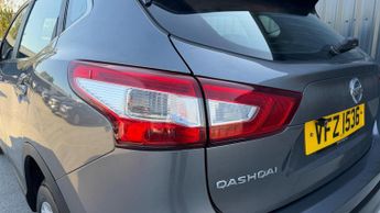 Nissan Qashqai 1.2 DIG-T Acenta 2WD Euro 5 (s/s) 5dr