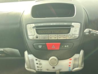 Toyota AYGO 1.0 VVT-i Fire Euro 5 5dr