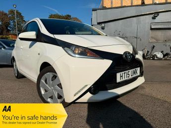 Toyota AYGO 1.0 VVT-i x-play Euro 5 5dr Euro 5