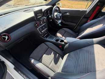 Mercedes-Benz A Class 2.0 A250 AMG (Premium) 7G-DCT 4MATIC Euro 6 (s/s) 5dr
