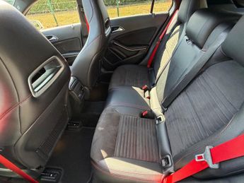 Mercedes-Benz A Class 2.0 A250 AMG (Premium) 7G-DCT 4MATIC Euro 6 (s/s) 5dr