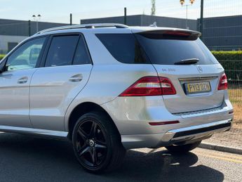 Mercedes-Benz M Class 3.0 ML350 V6 BlueTEC AMG Sport G-Tronic 4WD Euro 6 (s/s) 5dr