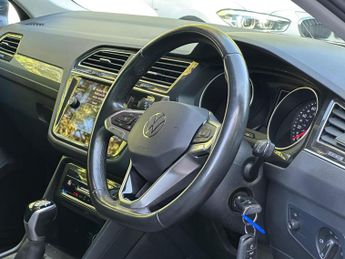 Volkswagen Tiguan 1.5 TSI Life DSG Euro 6 (s/s) 5dr
