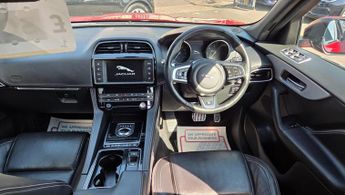 Jaguar F-PACE 2.0 D180 R-Sport Auto AWD Euro 6 (s/s) 5dr