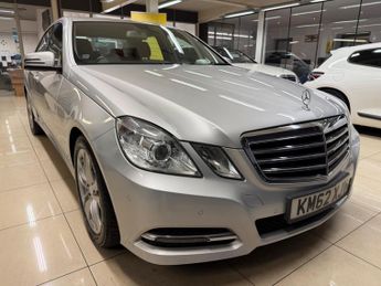 Mercedes-Benz E Class 2.1 E300dh BlueTEC G-Tronic+ Euro 5 (s/s) 4dr