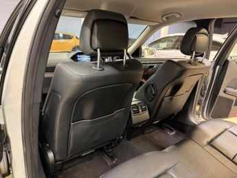 Mercedes-Benz E Class 2.1 E300dh BlueTEC G-Tronic+ Euro 5 (s/s) 4dr