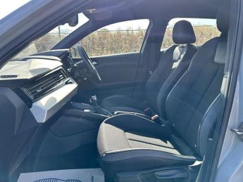 Audi A1 1.0 TFSI 25 S line Sportback S Tronic Euro 6 (s/s) 5dr