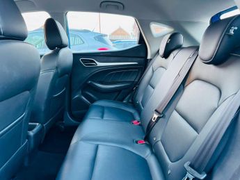 MG MG ZS 1.0 T-GDI Exclusive Auto Euro 6 5dr