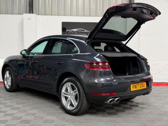 Porsche Macan 3.0 TD V6 S PDK 4WD Euro 6 (s/s) 5dr