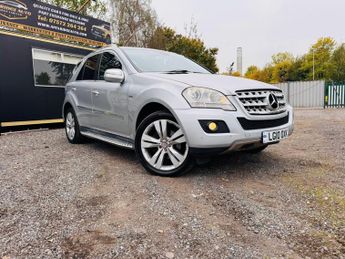 Mercedes M Class 3.0 ML300 CDI V6 BlueEfficiency Sport Tiptronic 4WD Euro 4 5dr
